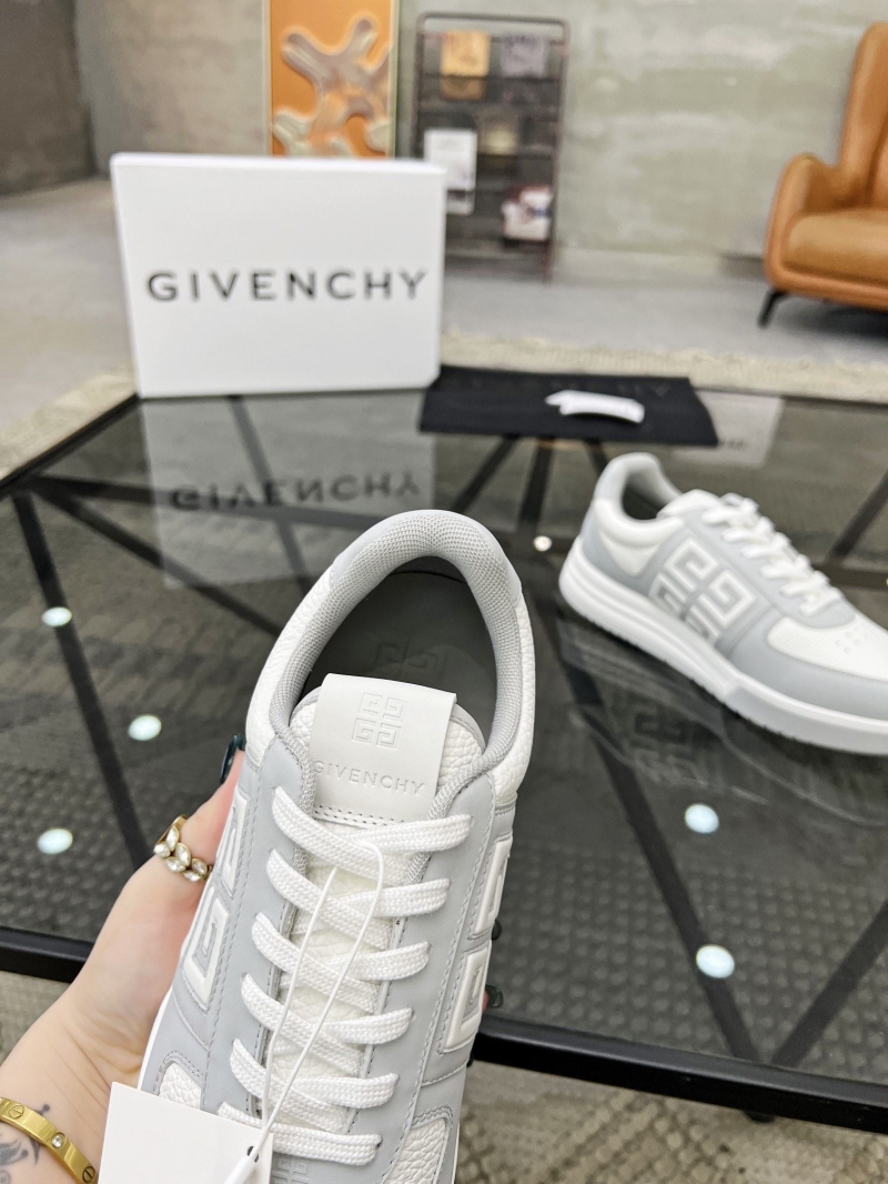 Givenchy Sneakers